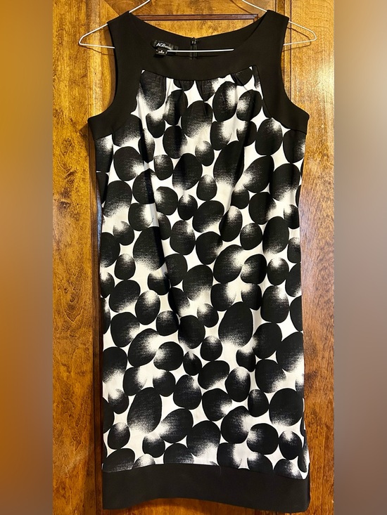 Agb Dress Dresses & Skirts - Sleeveless Black and White Polka Dot Midi Dress